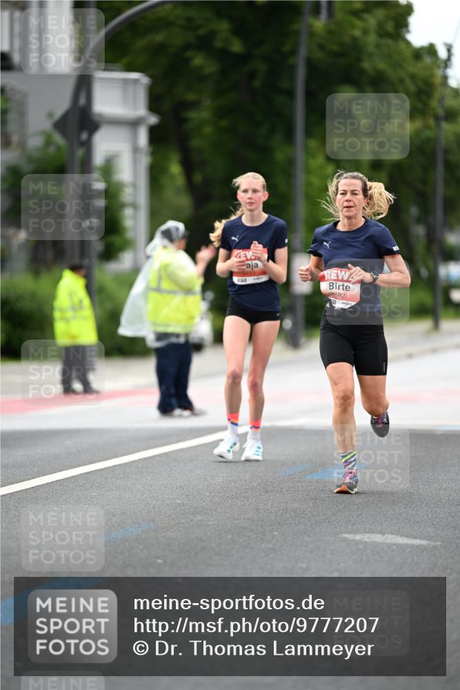 14.06.2026 - REWE Women's Run Dr. Thomas Lammeyer http://msf.ph/oto/9777207 14.06.2026 10:39:58 Laufen 682 meine-sportfotos.de