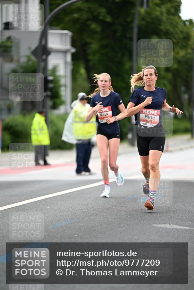 14.06.2026 - REWE Women's Run Dr. Thomas Lammeyer http://msf.ph/oto/9777209 14.06.2026 10:39:58 Laufen 5682 meine-sportfotos.de