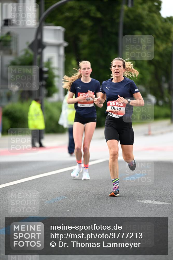 14.06.2026 - REWE Women's Run Dr. Thomas Lammeyer http://msf.ph/oto/9777213 14.06.2026 10:39:59 Laufen 5682 meine-sportfotos.de