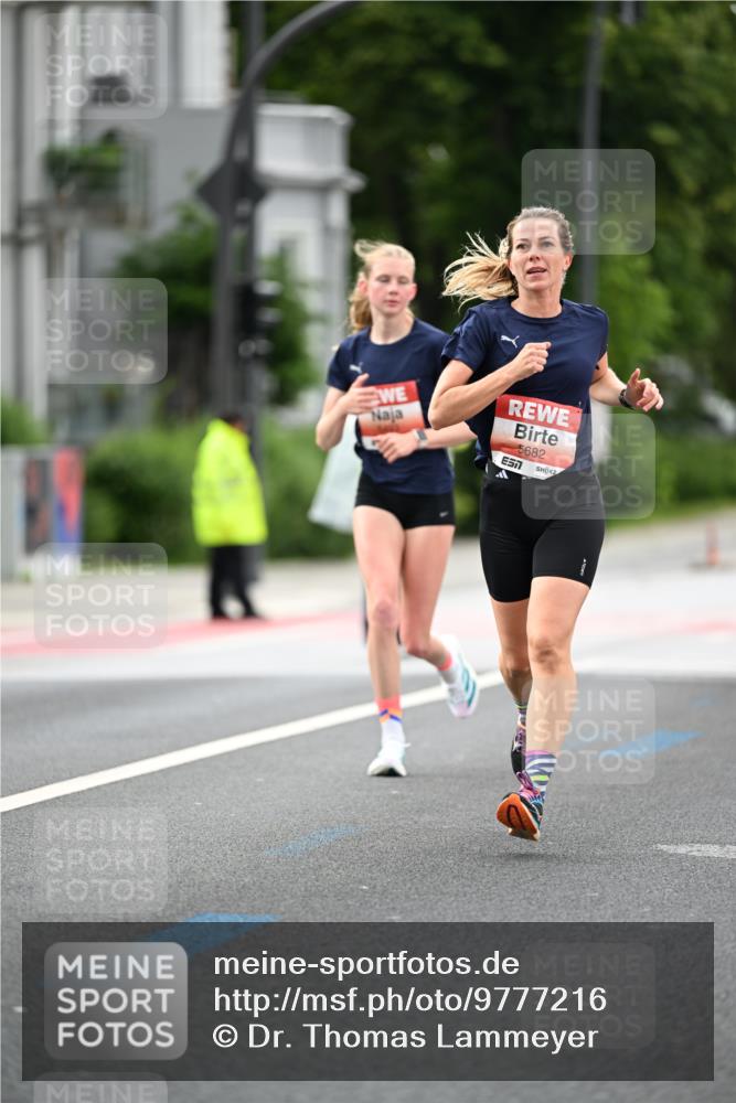 14.06.2026 - REWE Women's Run Dr. Thomas Lammeyer http://msf.ph/oto/9777216 14.06.2026 10:39:59 Laufen 5682, 7 meine-sportfotos.de