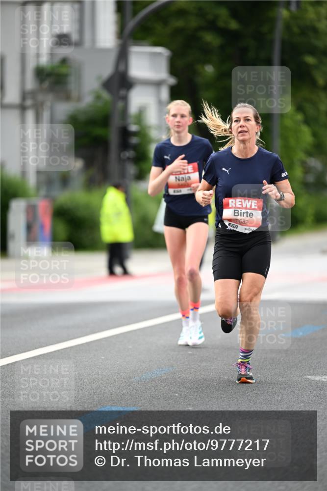 14.06.2026 - REWE Women's Run Dr. Thomas Lammeyer http://msf.ph/oto/9777217 14.06.2026 10:39:59 Laufen 5682, 7 meine-sportfotos.de