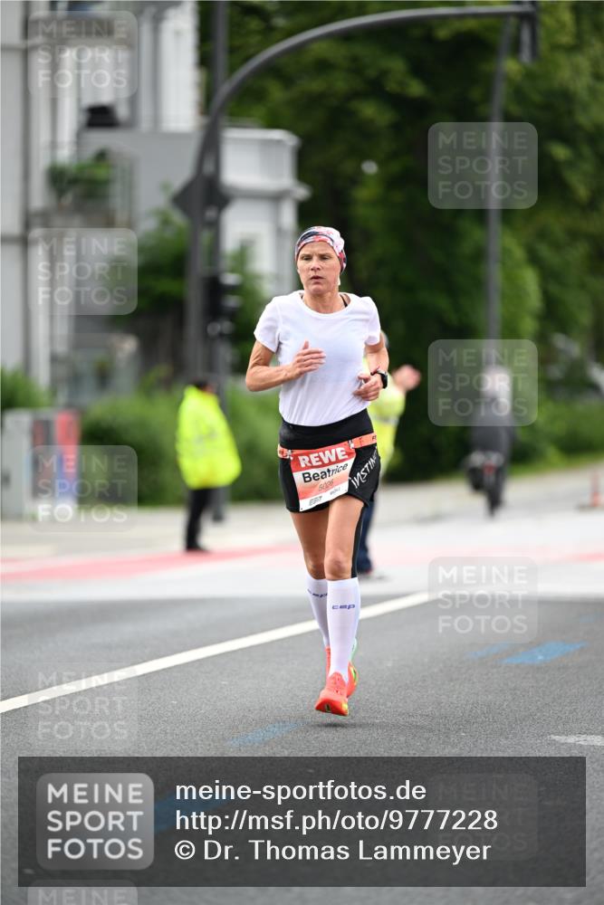14.06.2026 - REWE Women's Run Dr. Thomas Lammeyer http://msf.ph/oto/9777228 14.06.2026 10:40:07 Laufen 5026 meine-sportfotos.de