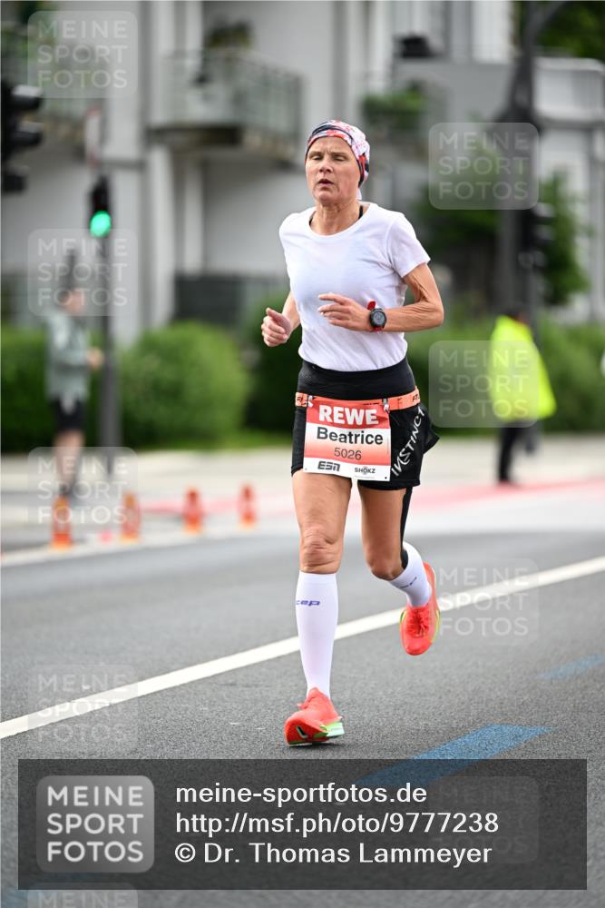 14.06.2026 - REWE Women's Run Dr. Thomas Lammeyer http://msf.ph/oto/9777238 14.06.2026 10:40:08 Laufen 5026 meine-sportfotos.de