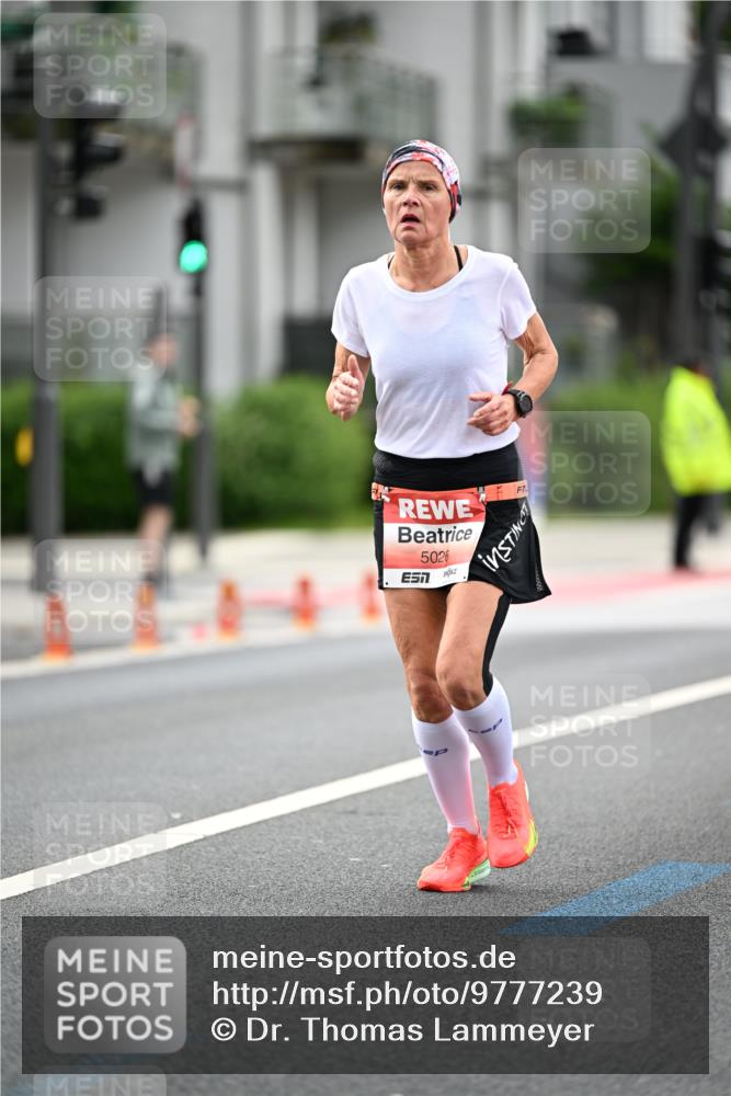 14.06.2026 - REWE Women's Run Dr. Thomas Lammeyer http://msf.ph/oto/9777239 14.06.2026 10:40:08 Laufen 5026, 57 meine-sportfotos.de