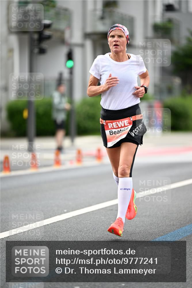14.06.2026 - REWE Women's Run Dr. Thomas Lammeyer http://msf.ph/oto/9777241 14.06.2026 10:40:08 Laufen 50 meine-sportfotos.de