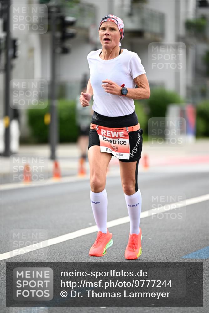 14.06.2026 - REWE Women's Run Dr. Thomas Lammeyer http://msf.ph/oto/9777244 14.06.2026 10:40:08 Laufen 5026 meine-sportfotos.de