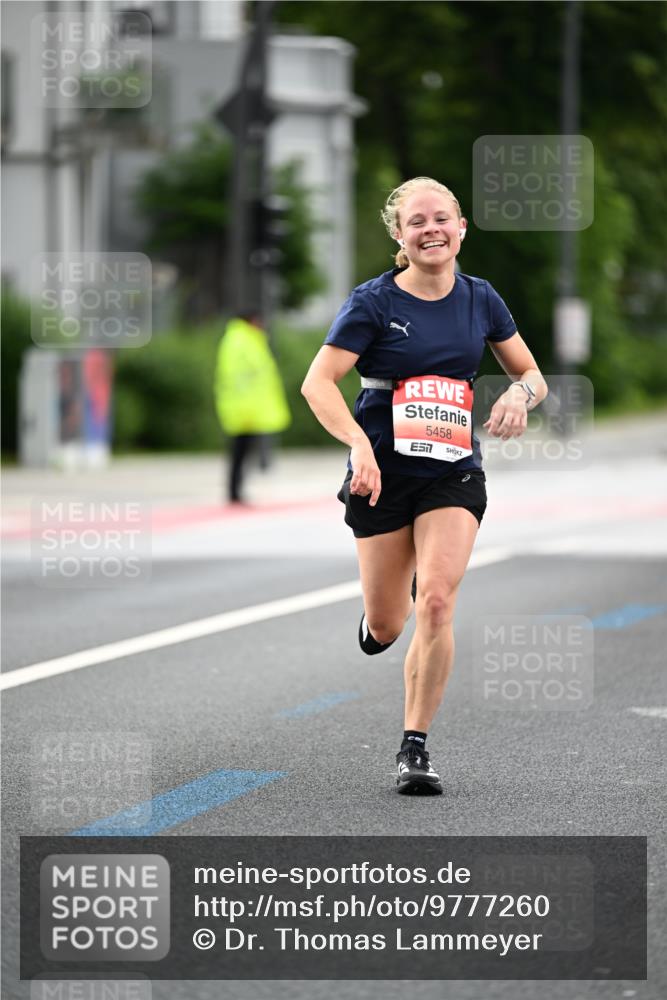 14.06.2026 - REWE Women's Run Dr. Thomas Lammeyer http://msf.ph/oto/9777260 14.06.2026 10:40:12 Laufen 5458 meine-sportfotos.de