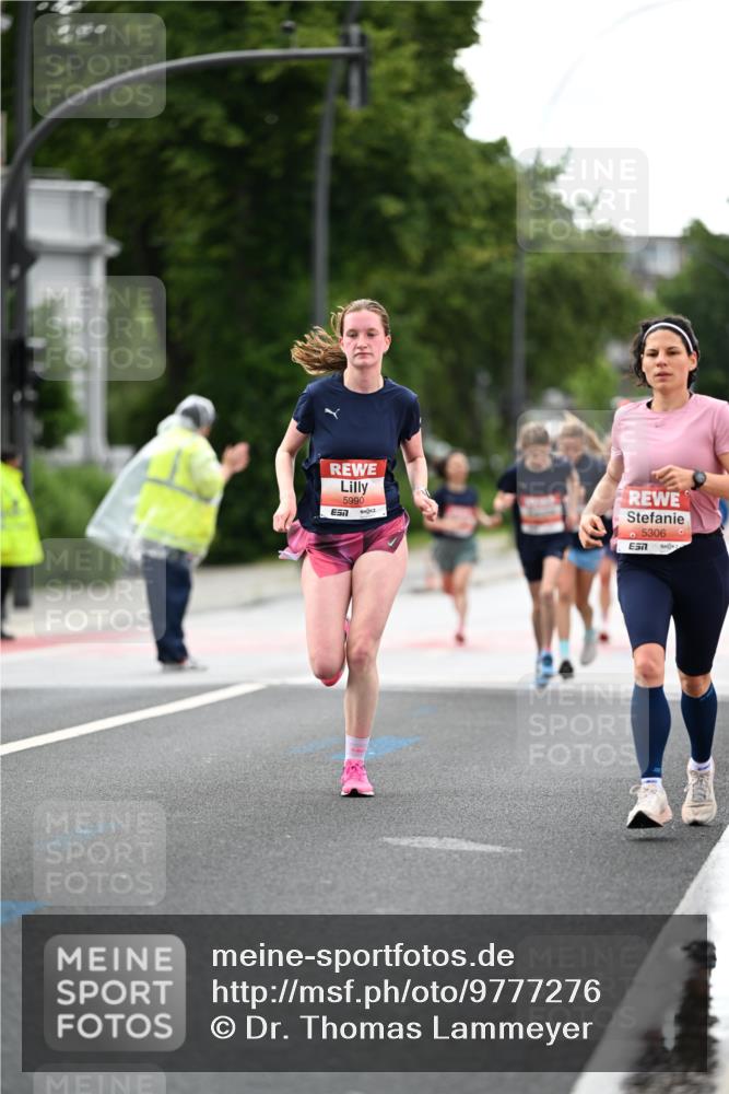 14.06.2026 - REWE Women's Run Dr. Thomas Lammeyer http://msf.ph/oto/9777276 14.06.2026 10:40:14 Laufen 5990, 7, 5306 meine-sportfotos.de
