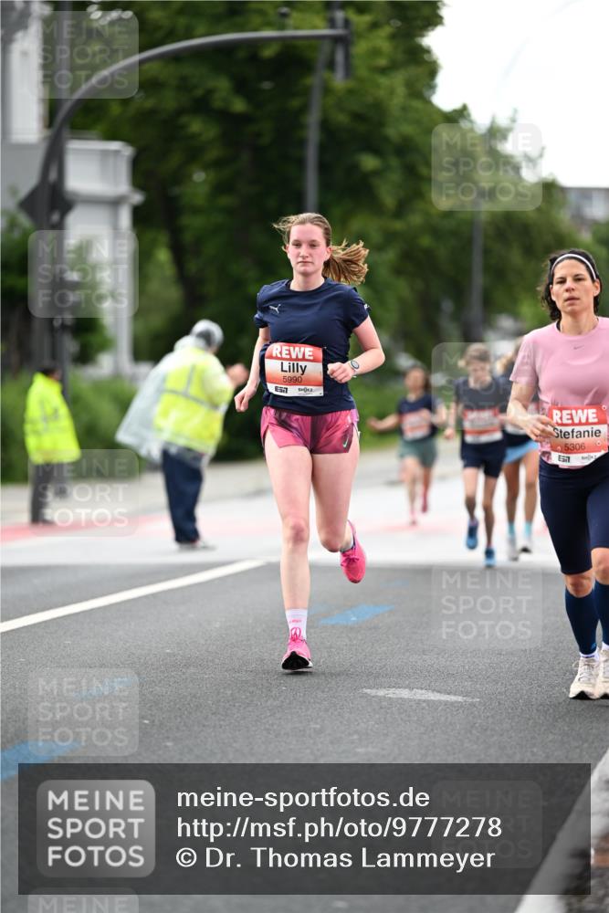 14.06.2026 - REWE Women's Run Dr. Thomas Lammeyer http://msf.ph/oto/9777278 14.06.2026 10:40:14 Laufen 5990, 517, 5306 meine-sportfotos.de