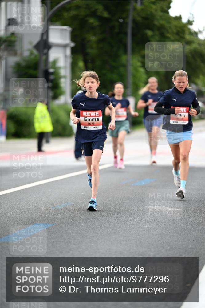 14.06.2026 - REWE Women's Run Dr. Thomas Lammeyer http://msf.ph/oto/9777296 14.06.2026 10:40:18 Laufen 5978, 5860, 57 meine-sportfotos.de