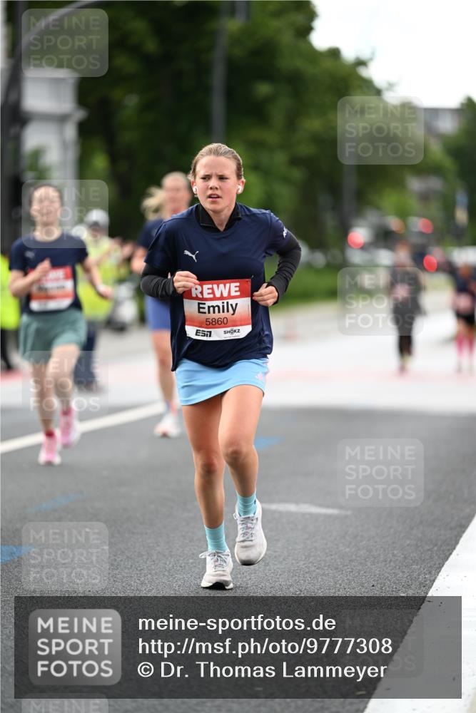14.06.2026 - REWE Women's Run Dr. Thomas Lammeyer http://msf.ph/oto/9777308 14.06.2026 10:40:20 Laufen 5860 meine-sportfotos.de