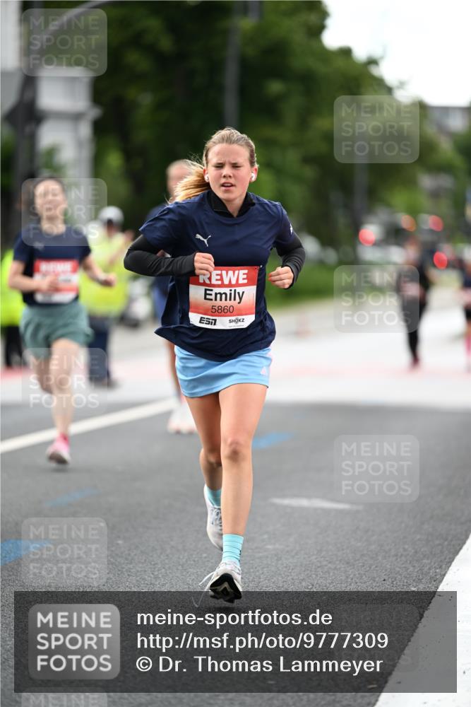 14.06.2026 - REWE Women's Run Dr. Thomas Lammeyer http://msf.ph/oto/9777309 14.06.2026 10:40:20 Laufen 5860 meine-sportfotos.de