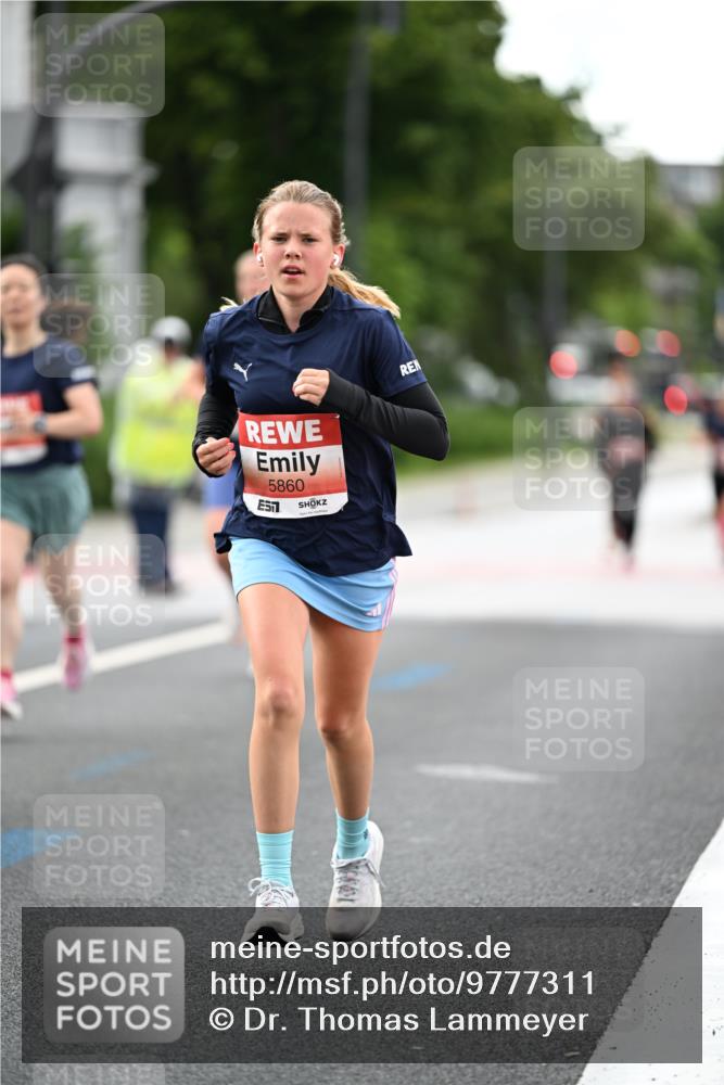 14.06.2026 - REWE Women's Run Dr. Thomas Lammeyer http://msf.ph/oto/9777311 14.06.2026 10:40:20 Laufen 5860 meine-sportfotos.de