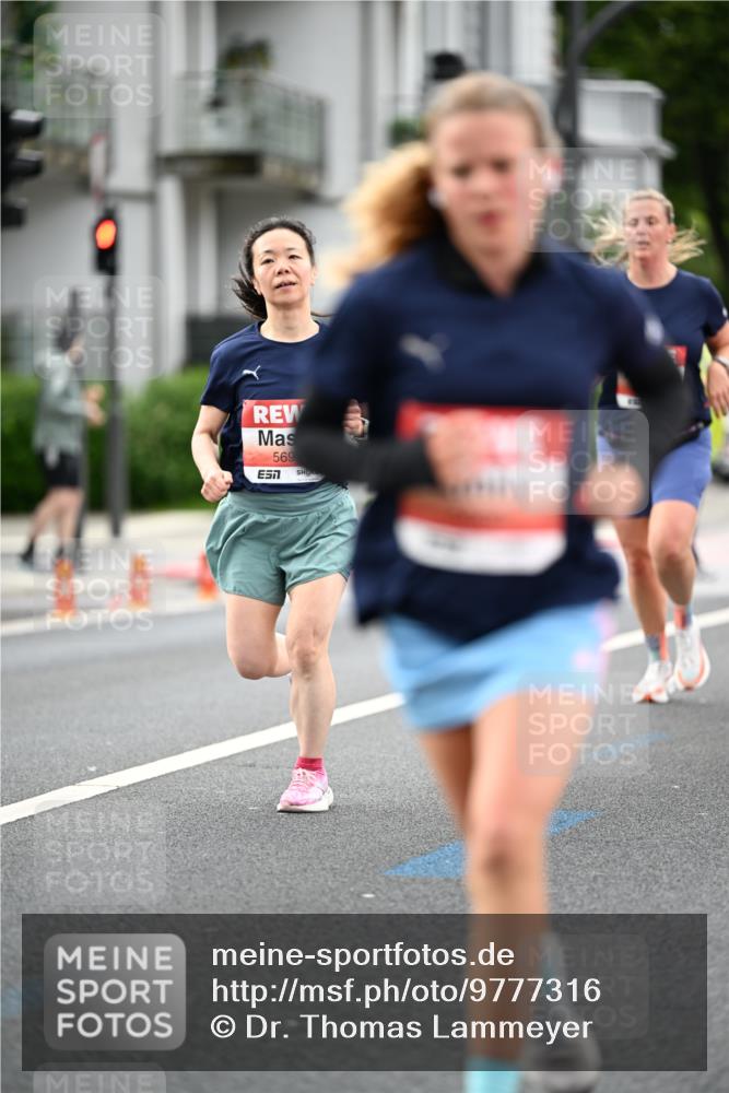 14.06.2026 - REWE Women's Run Dr. Thomas Lammeyer http://msf.ph/oto/9777316 14.06.2026 10:40:21 Laufen 569 meine-sportfotos.de