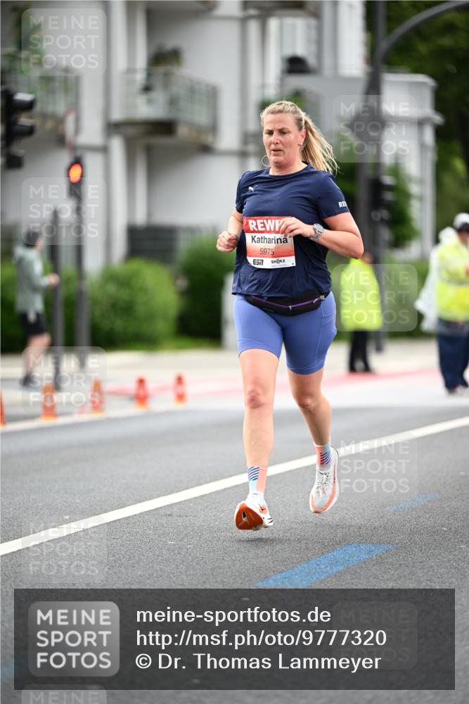 14.06.2026 - REWE Women's Run Dr. Thomas Lammeyer http://msf.ph/oto/9777320 14.06.2026 10:40:23 Laufen 5975, 7 meine-sportfotos.de