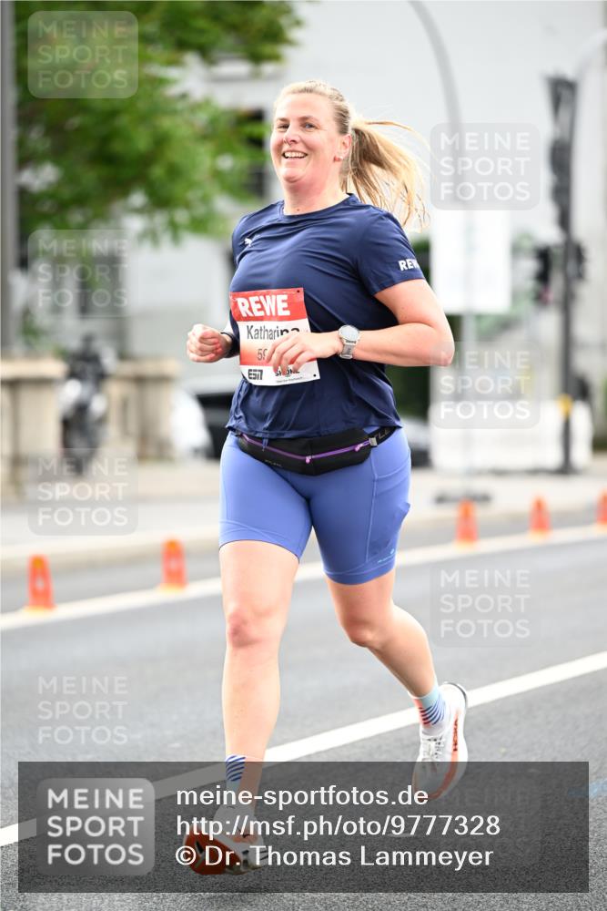 14.06.2026 - REWE Women's Run Dr. Thomas Lammeyer http://msf.ph/oto/9777328 14.06.2026 10:40:25 Laufen 59 meine-sportfotos.de
