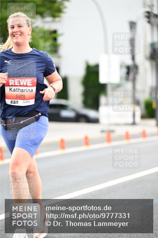 14.06.2026 - REWE Women's Run Dr. Thomas Lammeyer http://msf.ph/oto/9777331 14.06.2026 10:40:25 Laufen 5975, 7 meine-sportfotos.de