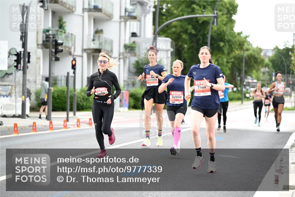 14.06.2026 - REWE Women's Run Dr. Thomas Lammeyer http://msf.ph/oto/9777339 14.06.2026 10:40:30 Laufen 6786, 57, 5815 meine-sportfotos.de
