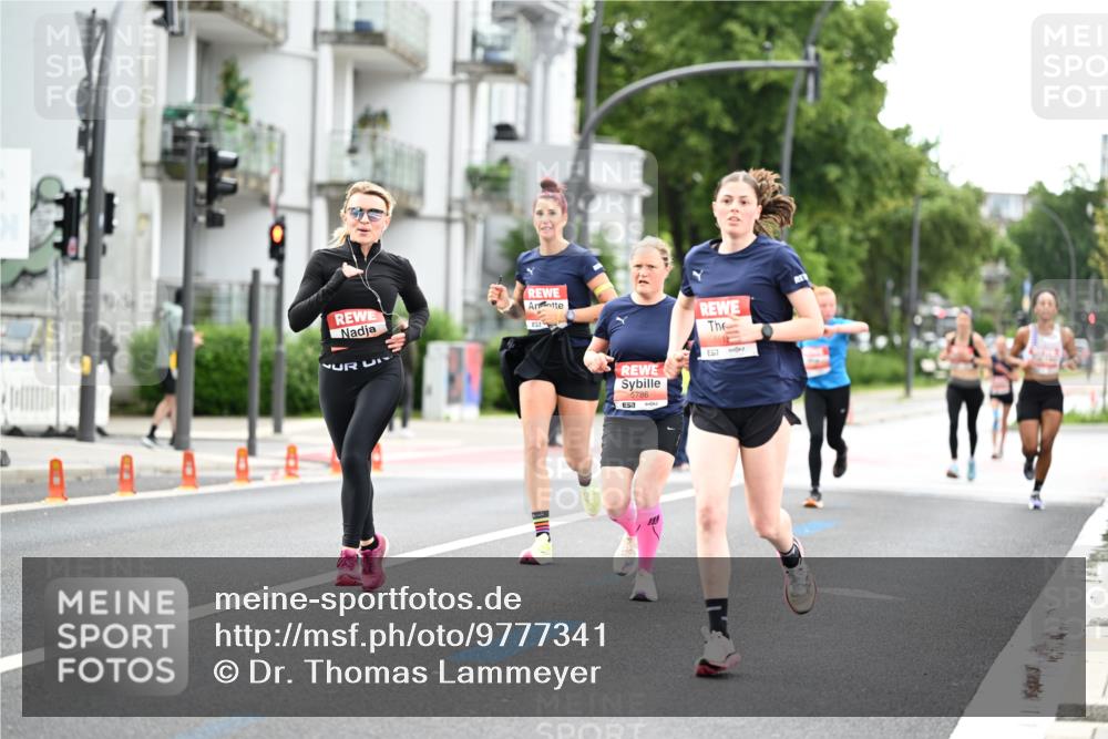 14.06.2026 - REWE Women's Run Dr. Thomas Lammeyer http://msf.ph/oto/9777341 14.06.2026 10:40:30 Laufen 57, 5786, 57, 100 meine-sportfotos.de