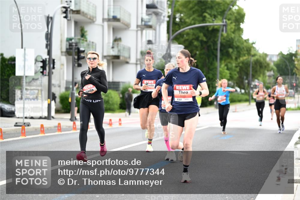14.06.2026 - REWE Women's Run Dr. Thomas Lammeyer http://msf.ph/oto/9777344 14.06.2026 10:40:30 Laufen 5815, 57 meine-sportfotos.de