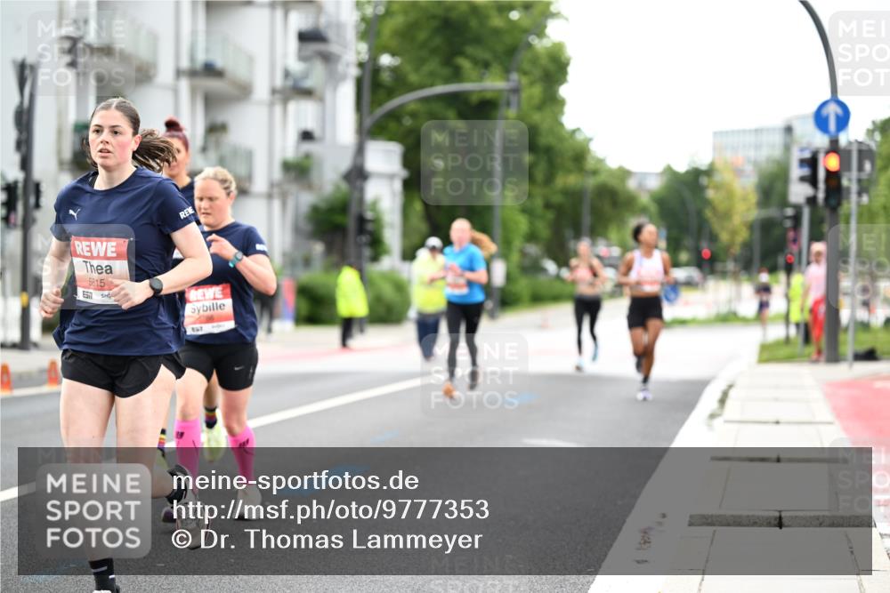 14.06.2026 - REWE Women's Run Dr. Thomas Lammeyer http://msf.ph/oto/9777353 14.06.2026 10:40:31 Laufen 5815, 867 meine-sportfotos.de