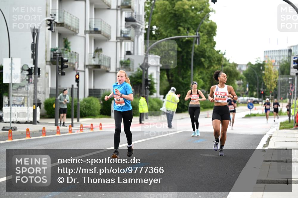 14.06.2026 - REWE Women's Run Dr. Thomas Lammeyer http://msf.ph/oto/9777366 14.06.2026 10:40:33 Laufen 5707, 5164 meine-sportfotos.de