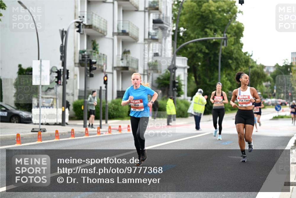 14.06.2026 - REWE Women's Run Dr. Thomas Lammeyer http://msf.ph/oto/9777368 14.06.2026 10:40:33 Laufen 5707, 5164 meine-sportfotos.de