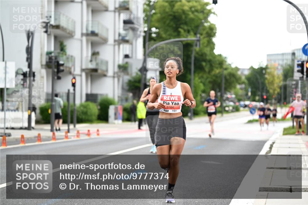 14.06.2026 - REWE Women's Run Dr. Thomas Lammeyer http://msf.ph/oto/9777374 14.06.2026 10:40:35 Laufen 5164, 7 meine-sportfotos.de