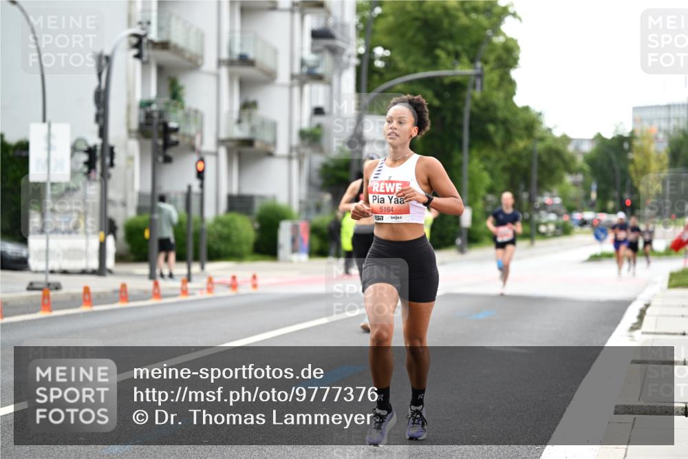 14.06.2026 - REWE Women's Run Dr. Thomas Lammeyer http://msf.ph/oto/9777376 14.06.2026 10:40:35 Laufen 5164, 57, 30 meine-sportfotos.de