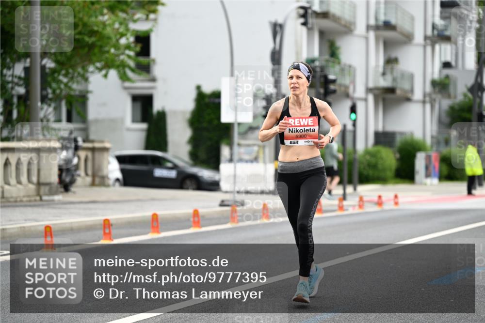 14.06.2026 - REWE Women's Run Dr. Thomas Lammeyer http://msf.ph/oto/9777395 14.06.2026 10:40:38 Laufen 5380, 7 meine-sportfotos.de