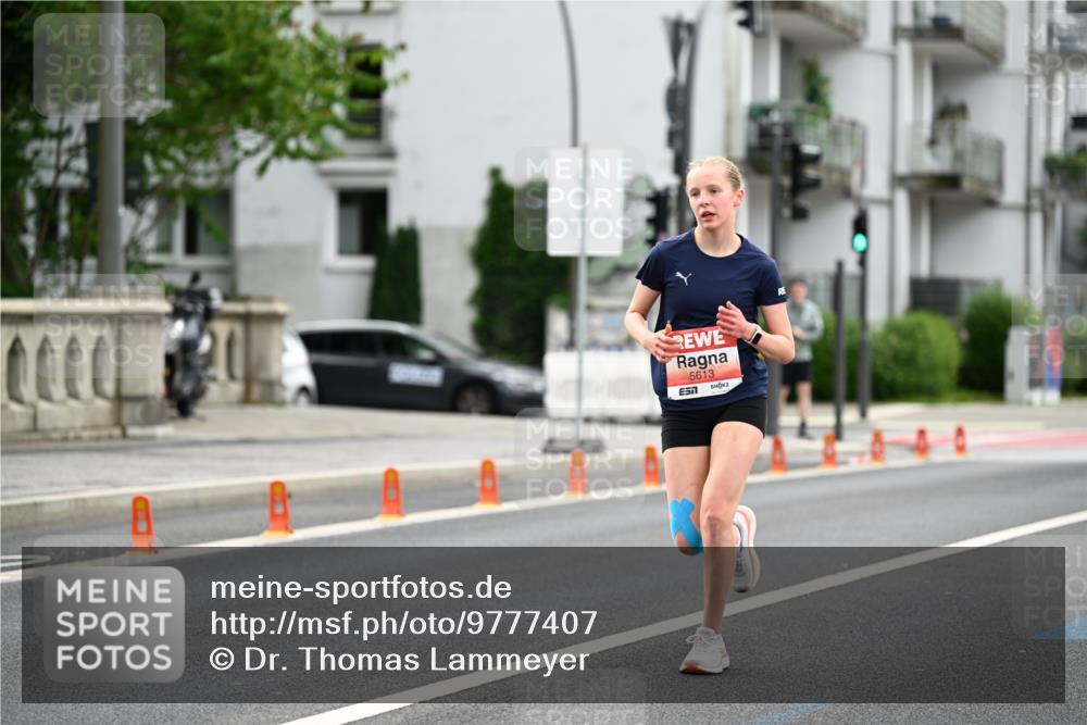 14.06.2026 - REWE Women's Run Dr. Thomas Lammeyer http://msf.ph/oto/9777407 14.06.2026 10:40:41 Laufen 5613 meine-sportfotos.de