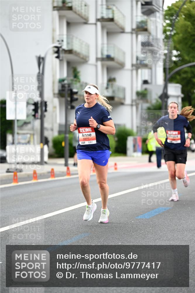 14.06.2026 - REWE Women's Run Dr. Thomas Lammeyer http://msf.ph/oto/9777417 14.06.2026 10:40:47 Laufen 5477 meine-sportfotos.de
