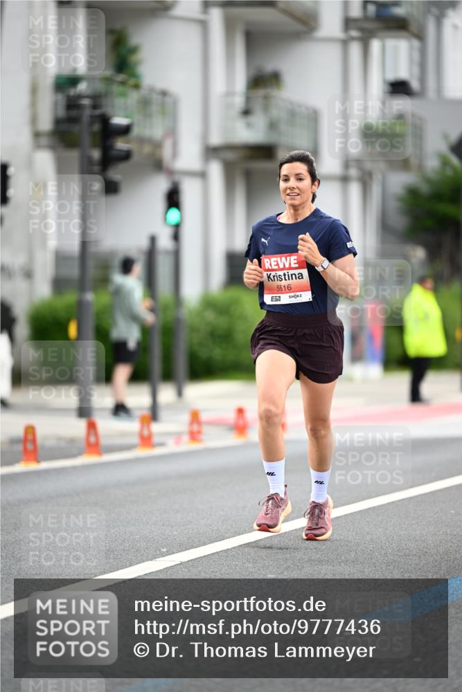 14.06.2026 - REWE Women's Run Dr. Thomas Lammeyer http://msf.ph/oto/9777436 14.06.2026 10:40:51 Laufen 5516 meine-sportfotos.de