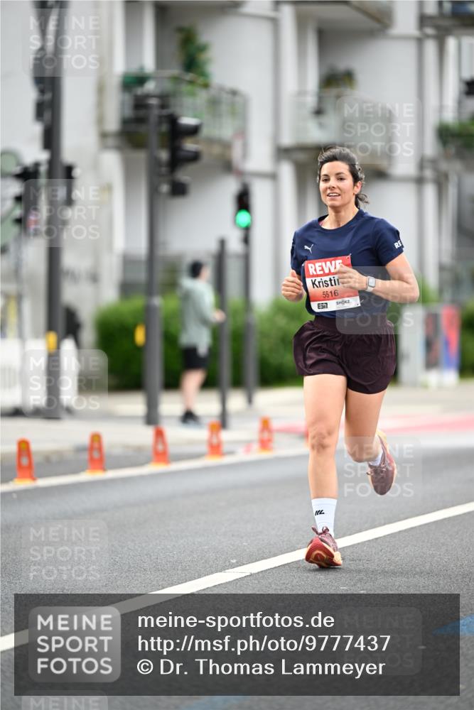 14.06.2026 - REWE Women's Run Dr. Thomas Lammeyer http://msf.ph/oto/9777437 14.06.2026 10:40:51 Laufen 5516, 57 meine-sportfotos.de