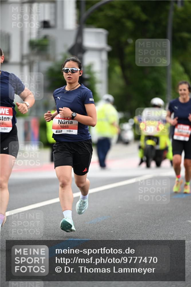 14.06.2026 - REWE Women's Run Dr. Thomas Lammeyer http://msf.ph/oto/9777470 14.06.2026 10:40:57 Laufen 37, 5945, 51, 100 meine-sportfotos.de