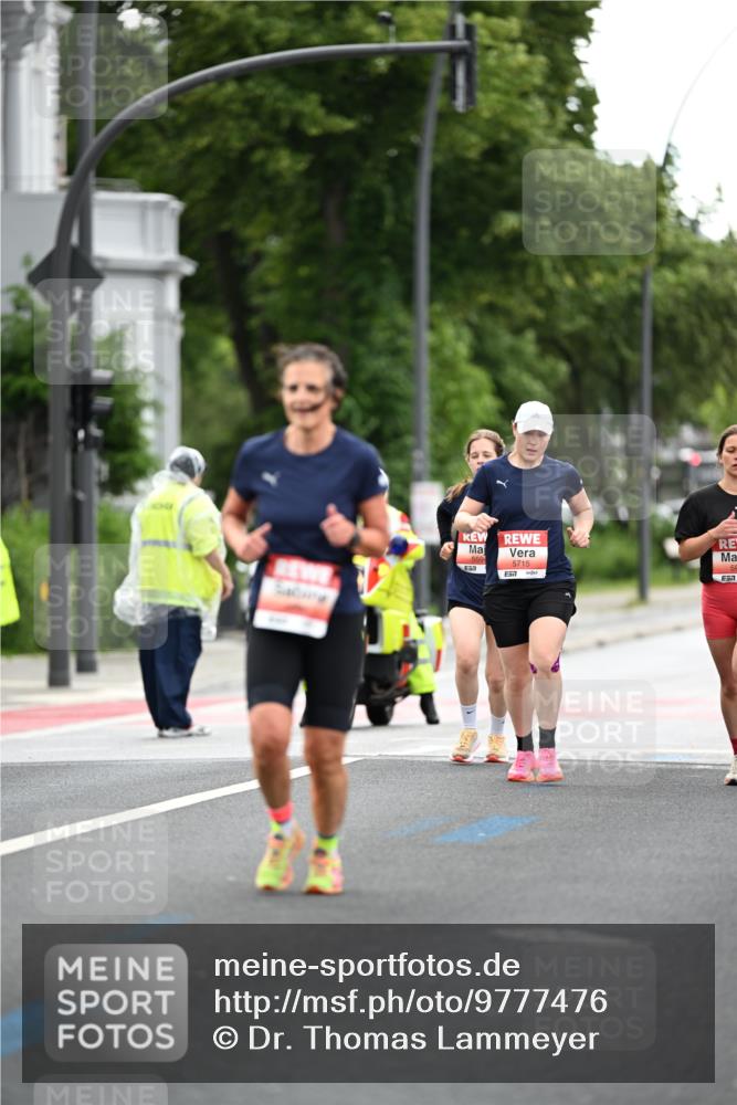 14.06.2026 - REWE Women's Run Dr. Thomas Lammeyer http://msf.ph/oto/9777476 14.06.2026 10:40:58 Laufen 5715, 7 meine-sportfotos.de