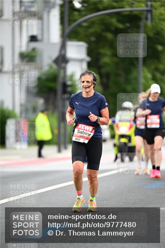 14.06.2026 - REWE Women's Run Dr. Thomas Lammeyer http://msf.ph/oto/9777480 14.06.2026 10:40:59 Laufen 5096, 7 meine-sportfotos.de