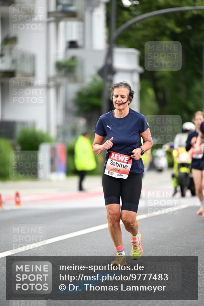 14.06.2026 - REWE Women's Run Dr. Thomas Lammeyer http://msf.ph/oto/9777483 14.06.2026 10:40:59 Laufen 5096 meine-sportfotos.de