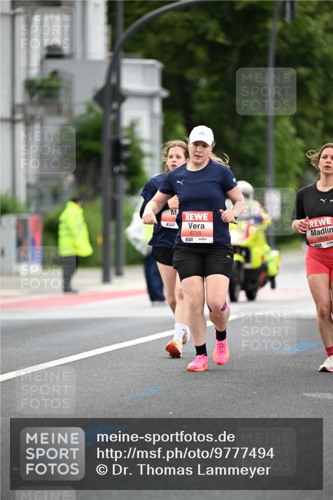 14.06.2026 - REWE Women's Run Dr. Thomas Lammeyer http://msf.ph/oto/9777494 14.06.2026 10:41:00 Laufen 7, 5715, 57, 5916, 7 meine-sportfotos.de