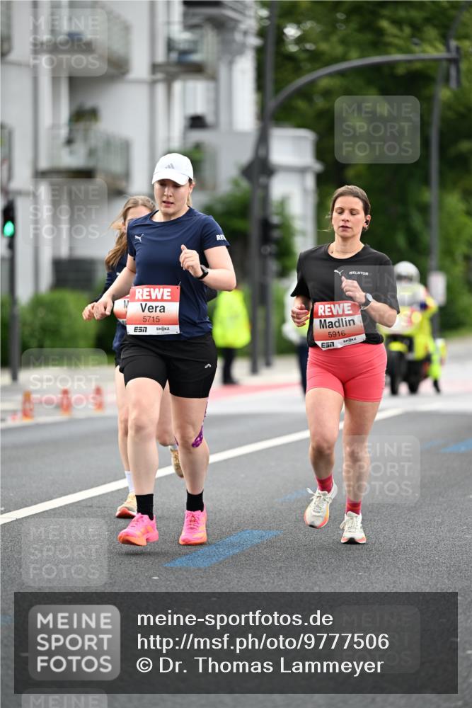 14.06.2026 - REWE Women's Run Dr. Thomas Lammeyer http://msf.ph/oto/9777506 14.06.2026 10:41:02 Laufen 5715, 7, 5916 meine-sportfotos.de