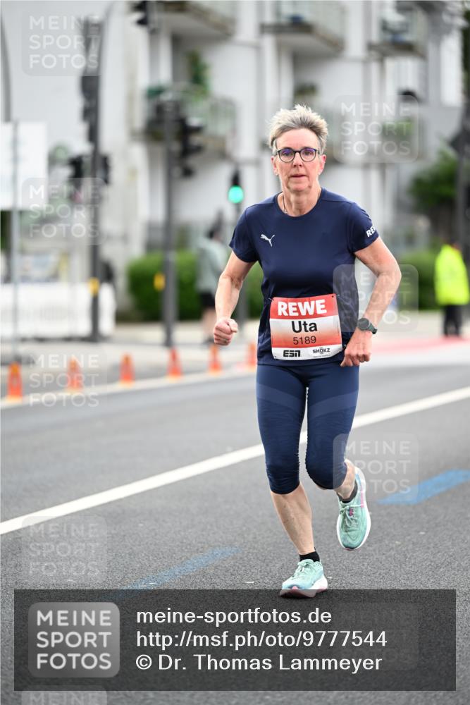 14.06.2026 - REWE Women's Run Dr. Thomas Lammeyer http://msf.ph/oto/9777544 14.06.2026 10:41:07 Laufen 5189 meine-sportfotos.de