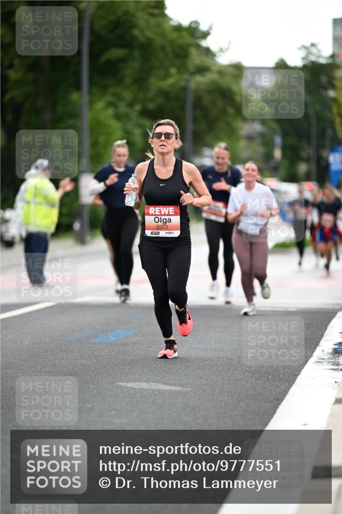 14.06.2026 - REWE Women's Run Dr. Thomas Lammeyer http://msf.ph/oto/9777551 14.06.2026 10:41:14 Laufen 5953 meine-sportfotos.de