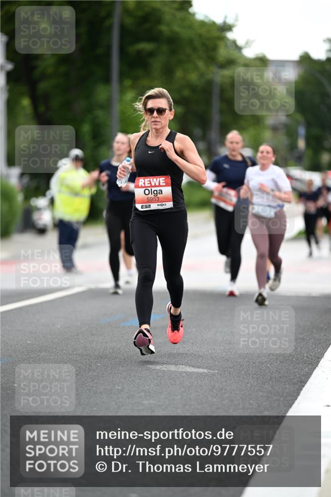 14.06.2026 - REWE Women's Run Dr. Thomas Lammeyer http://msf.ph/oto/9777557 14.06.2026 10:41:14 Laufen 5953, 7 meine-sportfotos.de