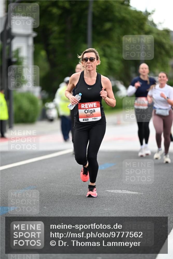 14.06.2026 - REWE Women's Run Dr. Thomas Lammeyer http://msf.ph/oto/9777562 14.06.2026 10:41:15 Laufen 5953 meine-sportfotos.de