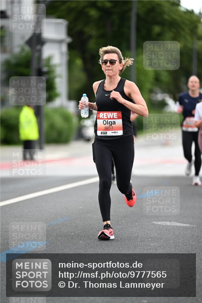 14.06.2026 - REWE Women's Run Dr. Thomas Lammeyer http://msf.ph/oto/9777565 14.06.2026 10:41:15 Laufen 5953 meine-sportfotos.de