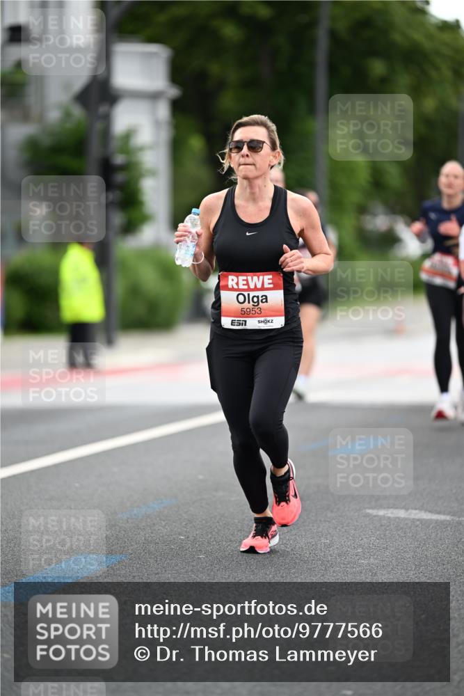 14.06.2026 - REWE Women's Run Dr. Thomas Lammeyer http://msf.ph/oto/9777566 14.06.2026 10:41:15 Laufen 5953, 7 meine-sportfotos.de