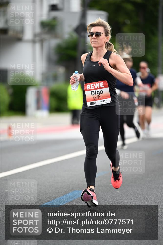 14.06.2026 - REWE Women's Run Dr. Thomas Lammeyer http://msf.ph/oto/9777571 14.06.2026 10:41:16 Laufen 5953, 7 meine-sportfotos.de