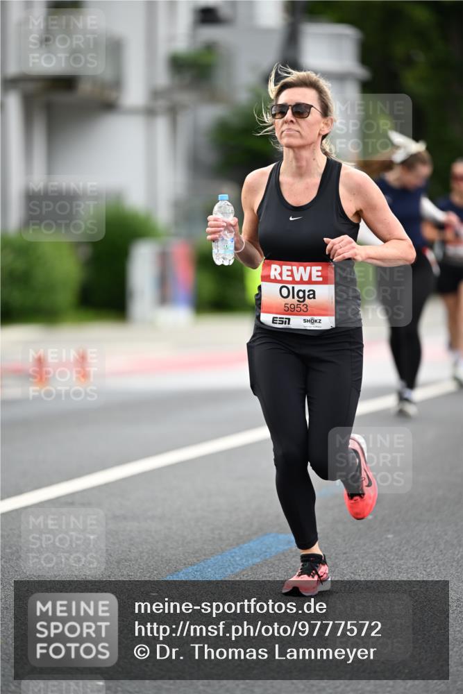 14.06.2026 - REWE Women's Run Dr. Thomas Lammeyer http://msf.ph/oto/9777572 14.06.2026 10:41:16 Laufen 5953 meine-sportfotos.de