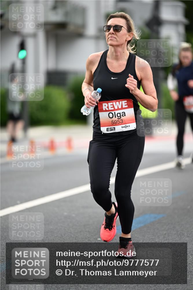 14.06.2026 - REWE Women's Run Dr. Thomas Lammeyer http://msf.ph/oto/9777577 14.06.2026 10:41:16 Laufen 5953, 7 meine-sportfotos.de