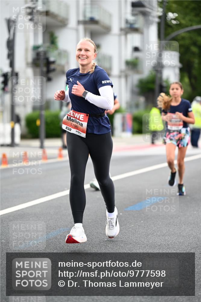 14.06.2026 - REWE Women's Run Dr. Thomas Lammeyer http://msf.ph/oto/9777598 14.06.2026 10:41:20 Laufen 5790 meine-sportfotos.de